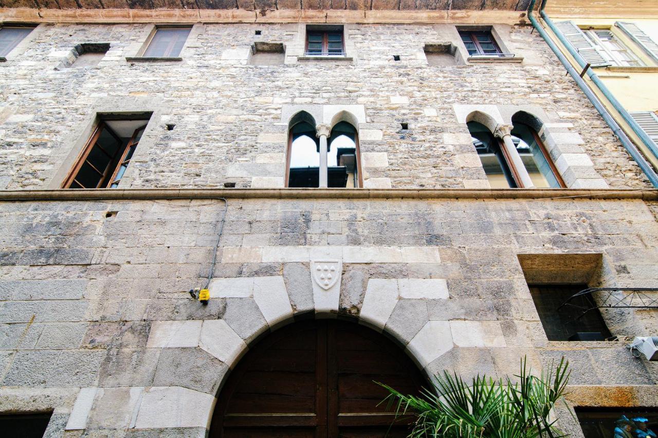 Palazzo Del Pero - The House Of Travelers Apartman Como Kültér fotó